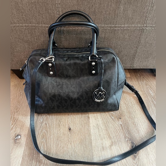 MK Black Tote Bag - Picture 1 of 6